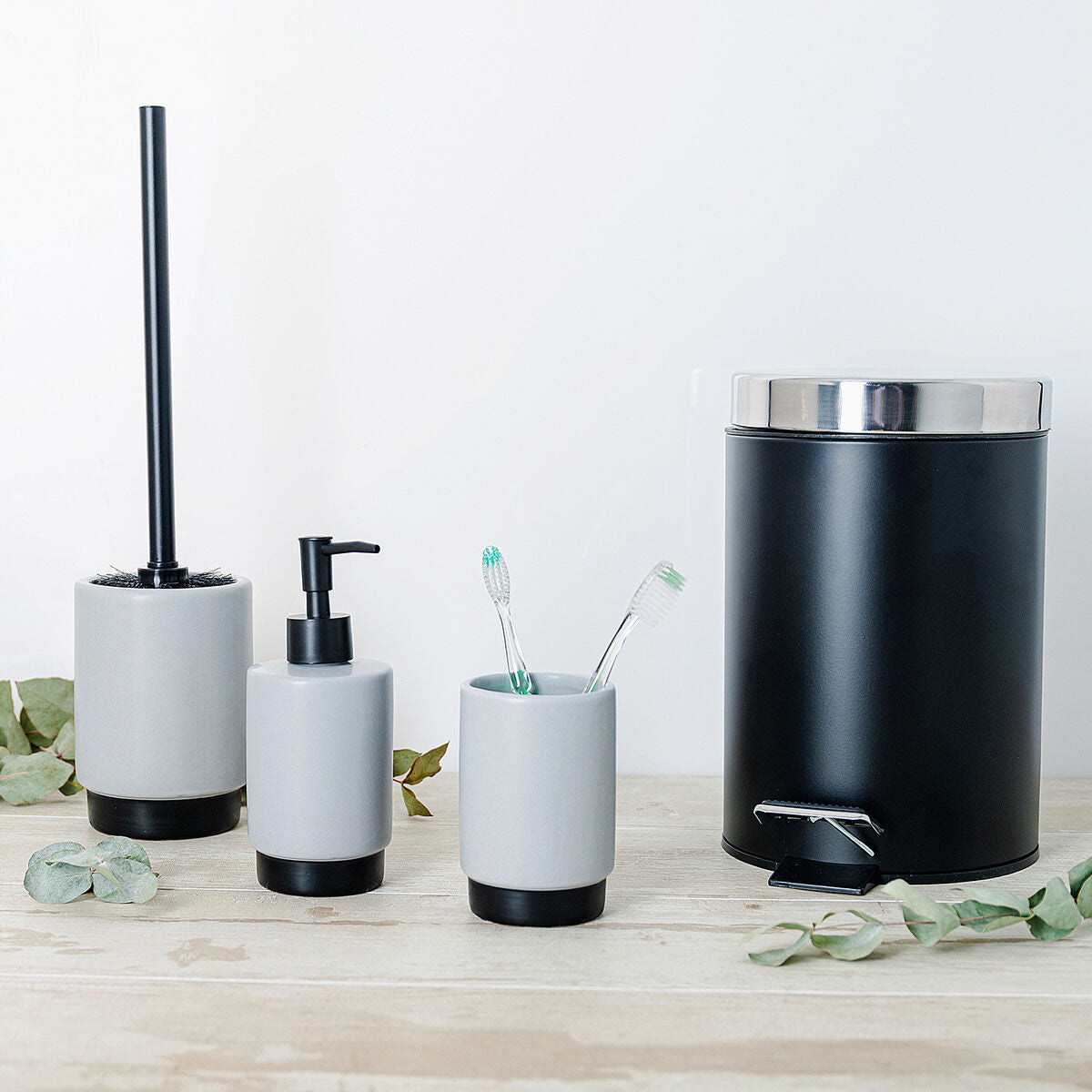 V11HDB738384F06652CBFEBE1812C96ED140R3407858P2