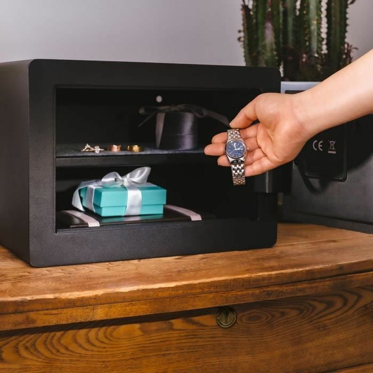 V6HDCE3C6BCF0418D59A66B2BB3A6156098R6673692P5