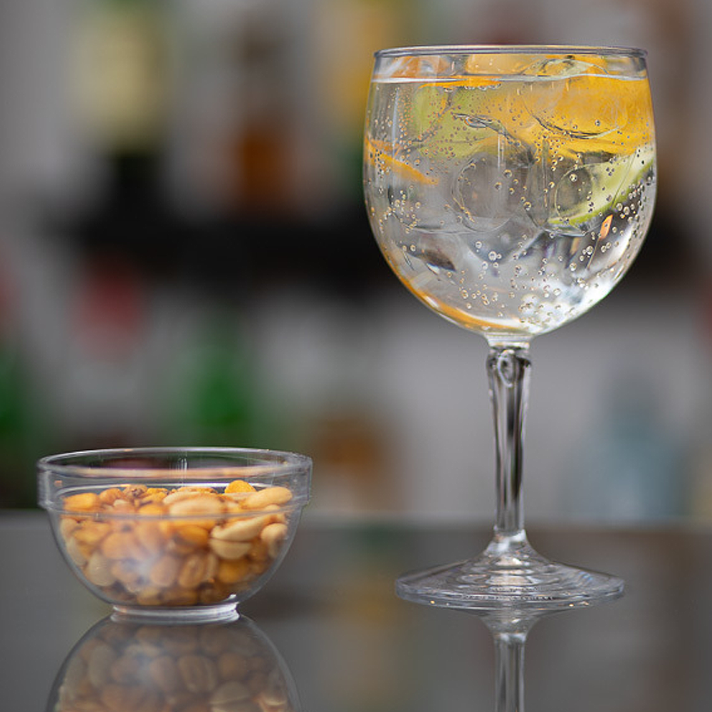 TAÇA PEQUENA EM PC 18CL (180ML)