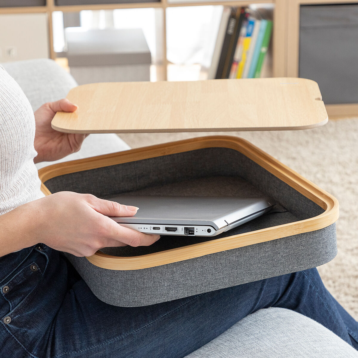 Mesa para Portátil com Compartimento de Arrumação Larage