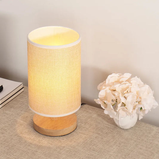 Candeeiro de Mesa Nórdico – Simples, Elegante e Aconchegante